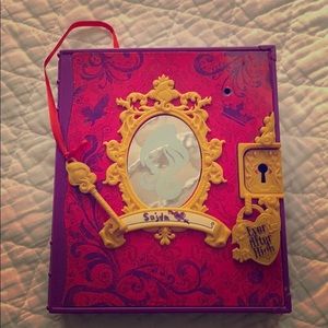2013 Ever After High Secret Hearts Diary